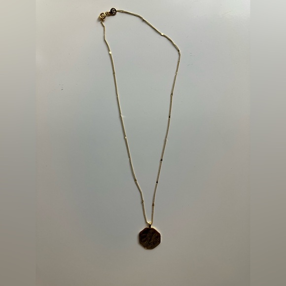 Gorjana sunset coin necklace, 18k gold plated, EUC - Picture 4 of 4